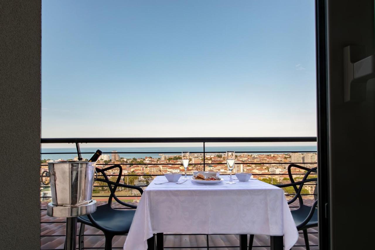 Bellavistarelax Hotel Giulianova Exterior photo