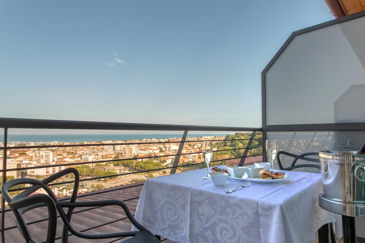 Bellavistarelax Hotel Giulianova Exterior photo